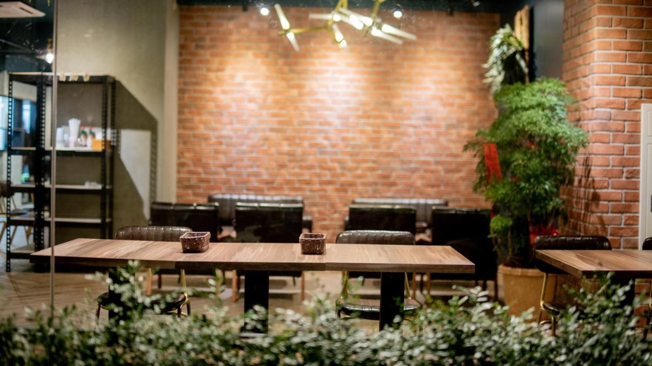 City Center Hotel Tajcshung Kültér fotó